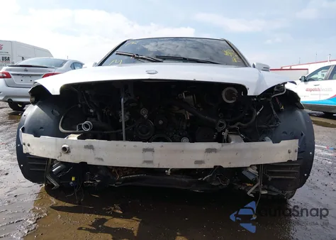 2011 Mercedes-Benz C 300 Luxury 4Matic/Sport 4Matic z USA, uszkodzony, nr VIN WDDGF8BB1BR162833